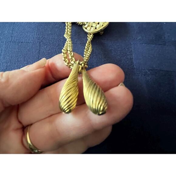 Vintage Sarah Coventry Double Pin basketweave Mens Brooch collar clip - Picture 4 of 7